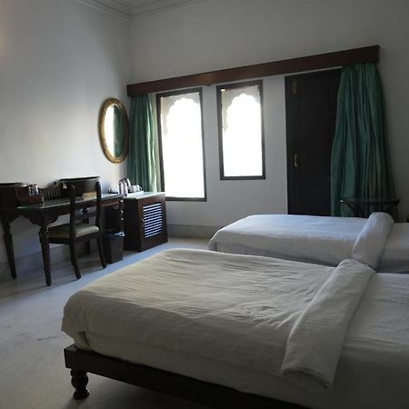 Amar Kothi Hotell Udaipur Exteriör bild